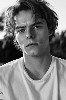 photo Charlie Heaton